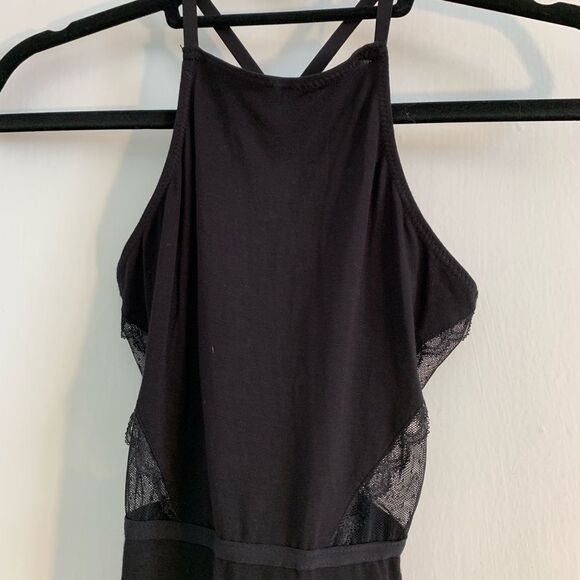Tahari High Neck Cutout Bodysuit - Picture 2 of 5